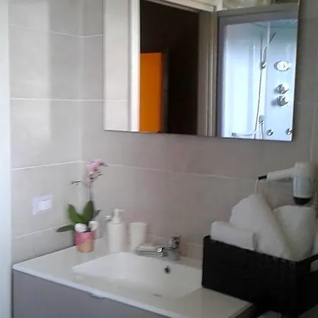 Couette-café Il Borgo Dei Molini 3*